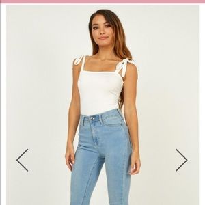 White shoulder tie tank